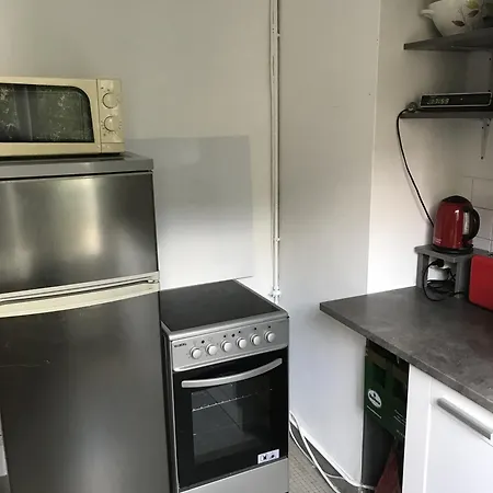 Proche Quai De La Fosse Lägenhet *